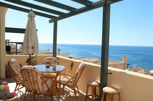 Seaview Escape Just Steps from the Ocean & Stunning Sunsets