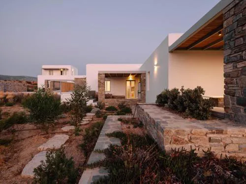 Yara Residence