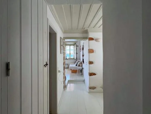 Agnanti Beach House