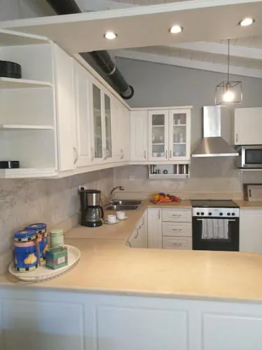 casa tranquila for 6 near Gaios