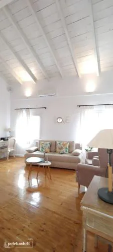 Pelekas loft