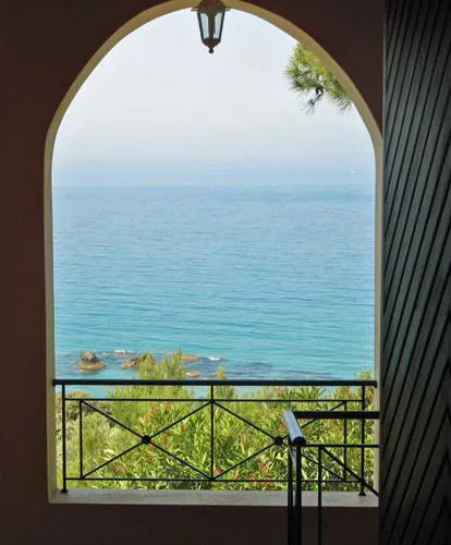 Studio Apartments Swimming Pool and sea view on Pelekas Beach