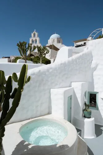 Valsamo Suites