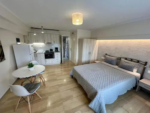 Pythagoreio Main Street Apartment