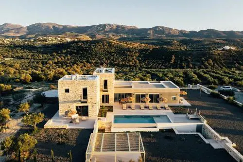 Villa Minos & Minas