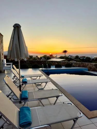 Villa Nelly with Private Pool in Plaka just 2 min Drive to Almyrida Beach