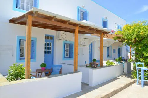 Jimmy's Studios - Quiet Island Living in Plakes near Firopotamos & Plathiena Beaches