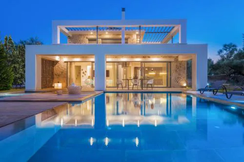 Villa Azimut 2 by Villa Plus