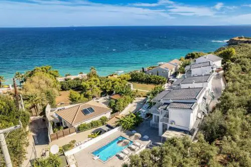 Villa Cavo Pearl by Villa Plus