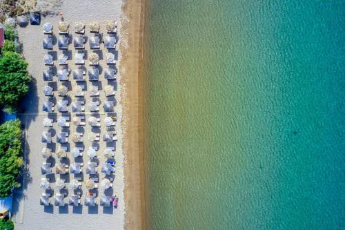 Platy Beach Hotel