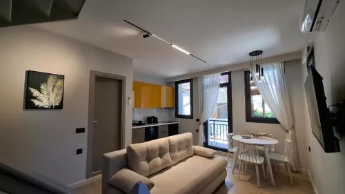 John&Nansy Cozy Apartment 1