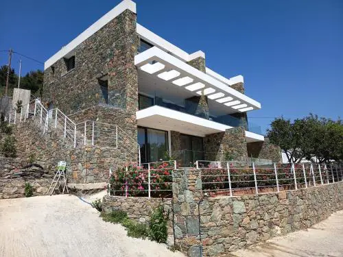 Plomari View Stone Apartments
