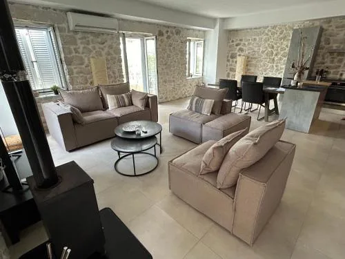 Villa Pástoras Téssera
