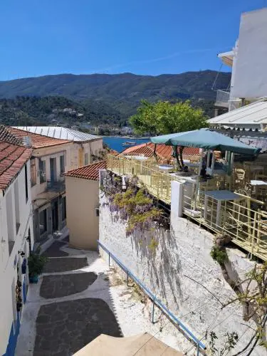 La casa Historical center of Poros