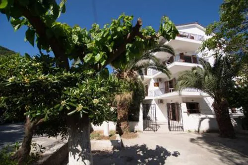 Maria Parameriti Apartments
