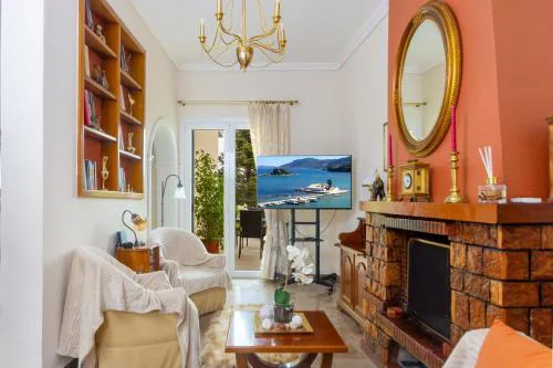 Semiramis Apartment