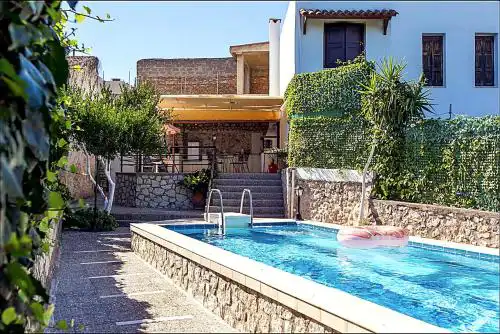 Villa Zambia with Private Pool and BBQ