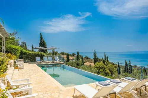Mounda Beach Villa