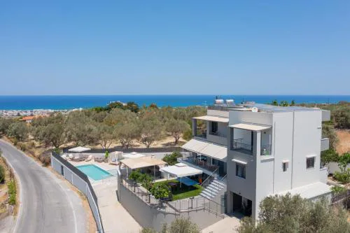 3As 3BD Villa, Heated Pool, Sauna & Gym