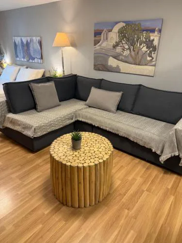 Andromache City Center Cozy Apartment