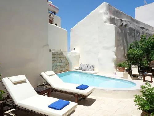 Casa Sofia Apt#1, By Hellocrete