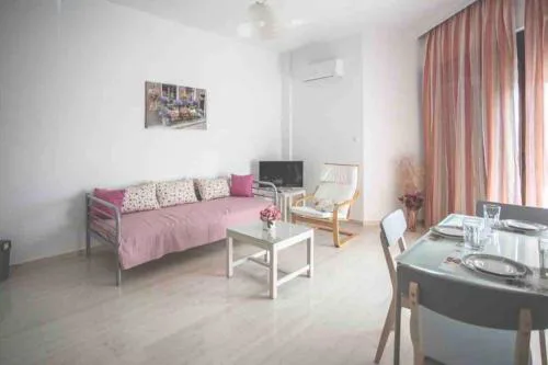 George Apartment 3