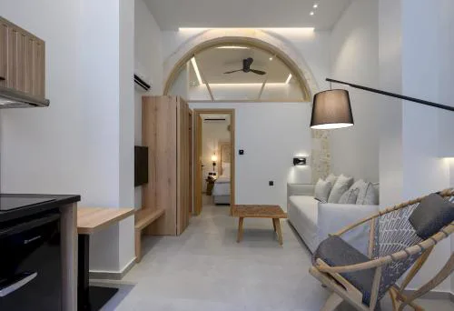 Marea Boutique Suites
