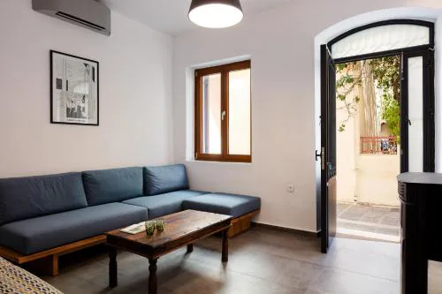 Selene Home