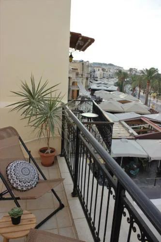 Théa Apartment