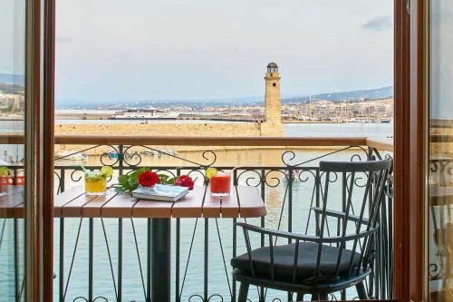 Vista Del Porto Luxury Suites