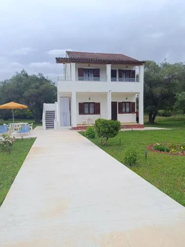Elvira Apartments