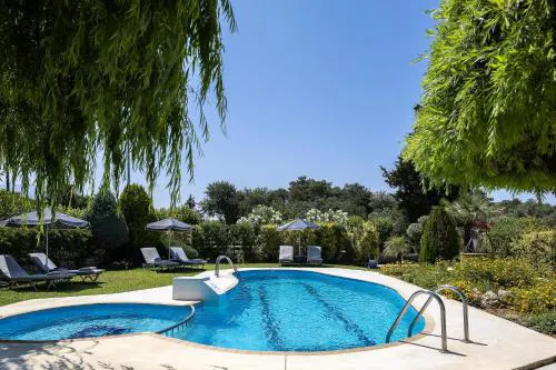 Villa Lambros