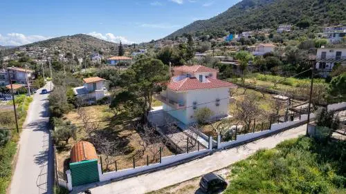 Xeno Bayview Apartment Salamina