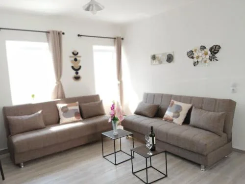 Rania's Seaview Corner