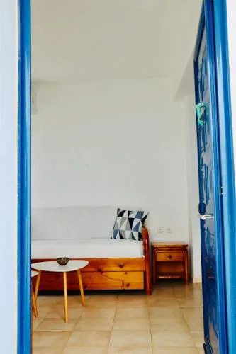 Julia's Seaside Apartment, Leivadakia Serifos