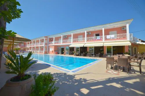 Angelina Hotel & Apartments