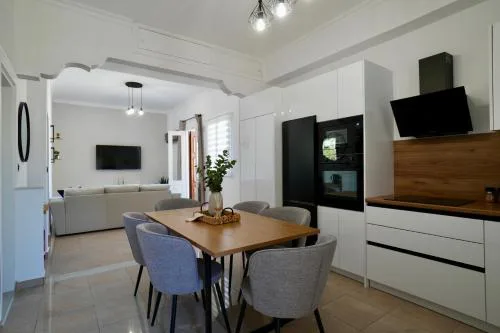 BellaDiAnna Apartment