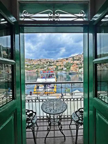 "LOS" 1 Neoclassic Harbour View