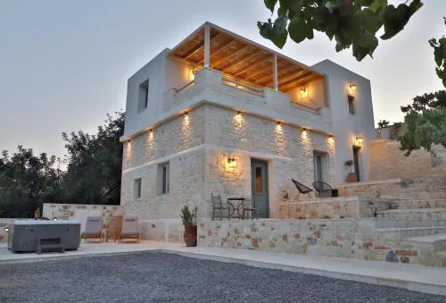 Amvikas suites-Sitia, by Comfortbnb