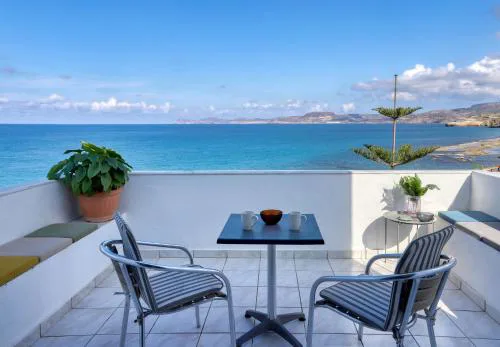 Beachfront Blue Comfort Sitia By ComfortBnb
