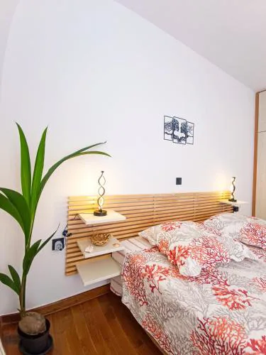 Seaside Breeze Apartment