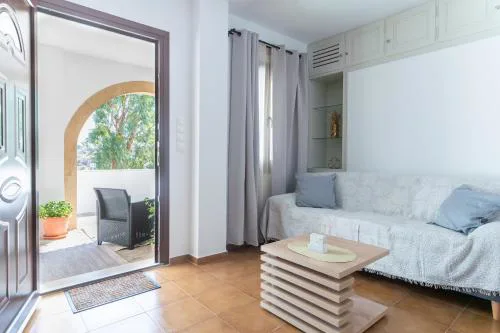 Kapsalos House