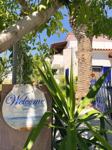 New Poseidon Apartments & Studios