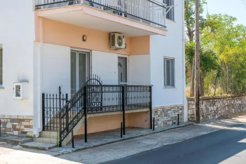 Aigli House