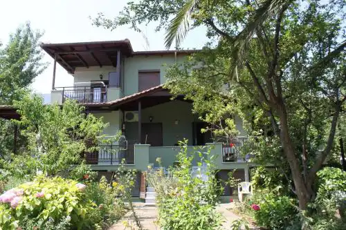 Stella Apartments