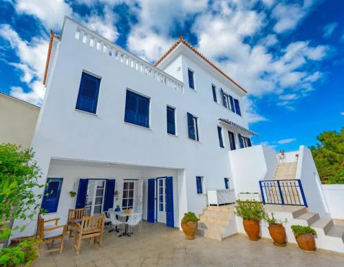 Thanos Luxurious Apt in Spetses Center, 2BR, 2BA