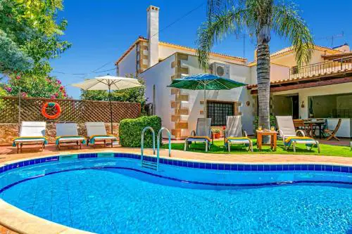Villa Areti by Villa Plus