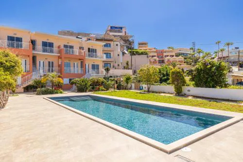 CHRISTINE SEASIDE APARTMENTS IN CHANIA