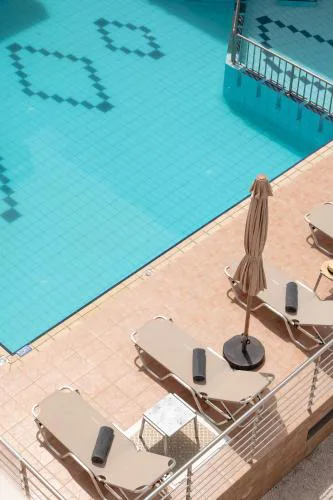 Thelèsi Apartments, 100m from the beach