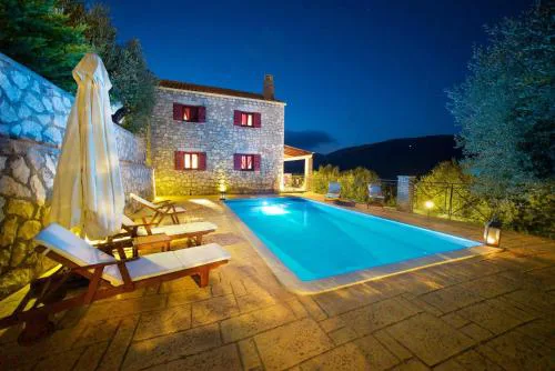 Pilikas Luxury Villas